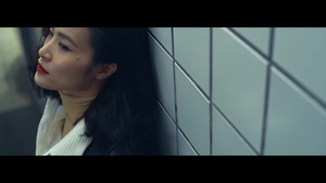 Đông Nhi diễn xuất ấn tượng trong MV mới