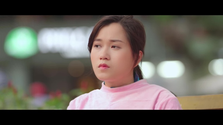 Lâm Vỹ Dạ khiến khán giả khóc cười với MV Tết “Mùa xuân xa quê”