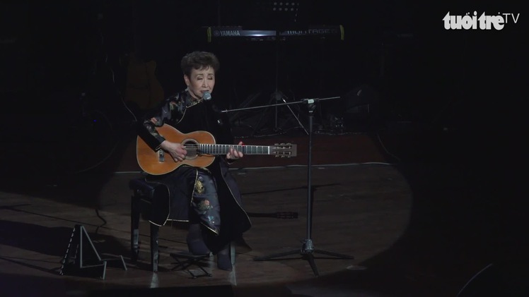 Danh ca Nhật Bản Tokiko Kato hát Diễm xưa trong 2 đêm nhạc Trịnh